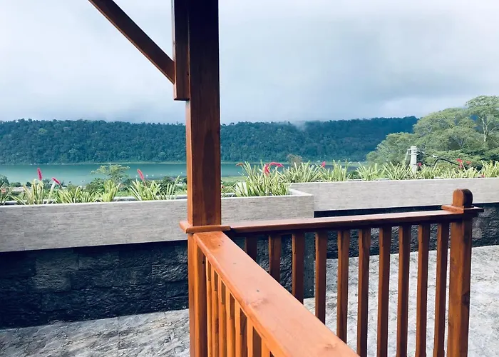 Buyan View Villa