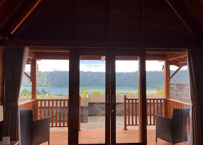 Buyan View Villa *